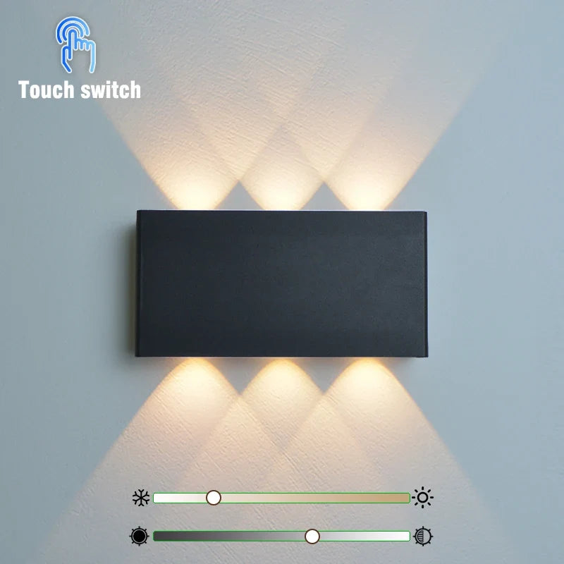 LumiBlock – Genopladelig væglampe i træstruktur