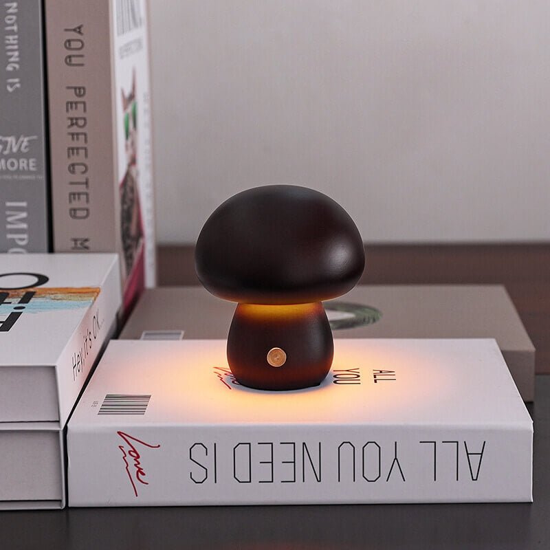 Portobello Svampelampe – Genopladelig Natlampe i Træ