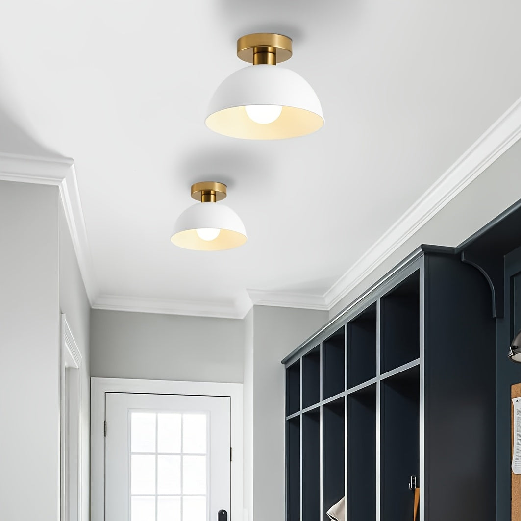 Moderne Loftlampe – Halvindbygget med mat metalfinish