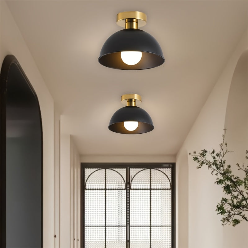 Moderne Loftlampe – Halvindbygget med mat metalfinish