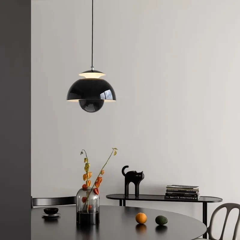 Skandinavisk LED-pendel med organisk form