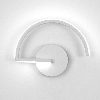 Curves Line – Buet LED-væglampe med halo-effekt