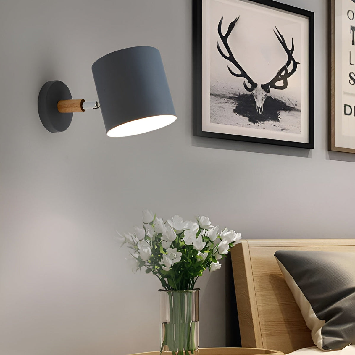 NordicGlow Væglampe – Justerbar i Nordisk Pastel
