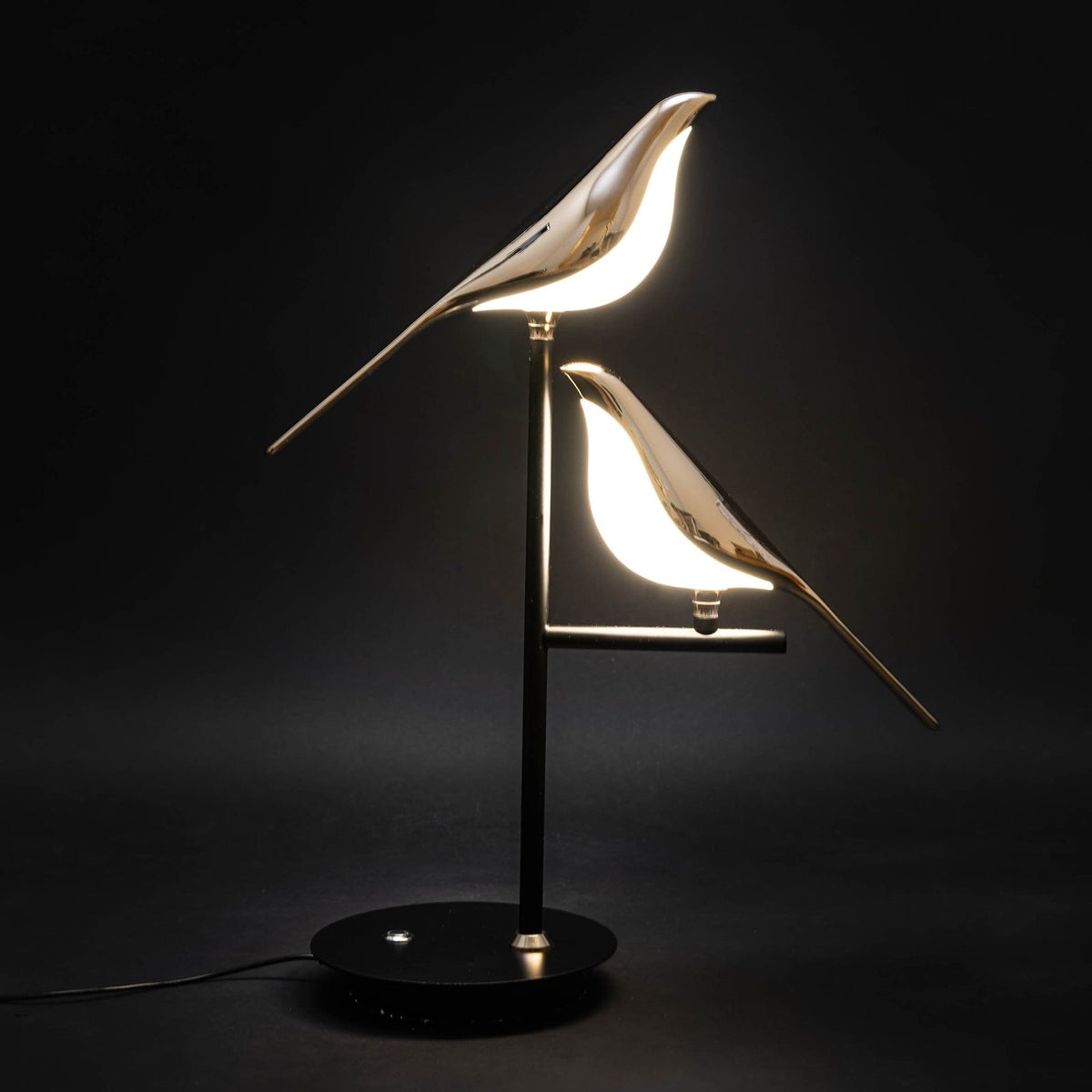 Golden Birdlight – nordisk væglampe med fugledesign