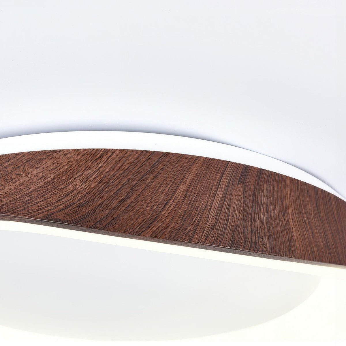 Nordisk Trælook Loftlampe – Kunstnerisk LED-design