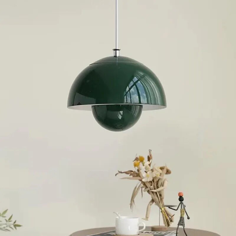 Skandinavisk LED-pendel med organisk form