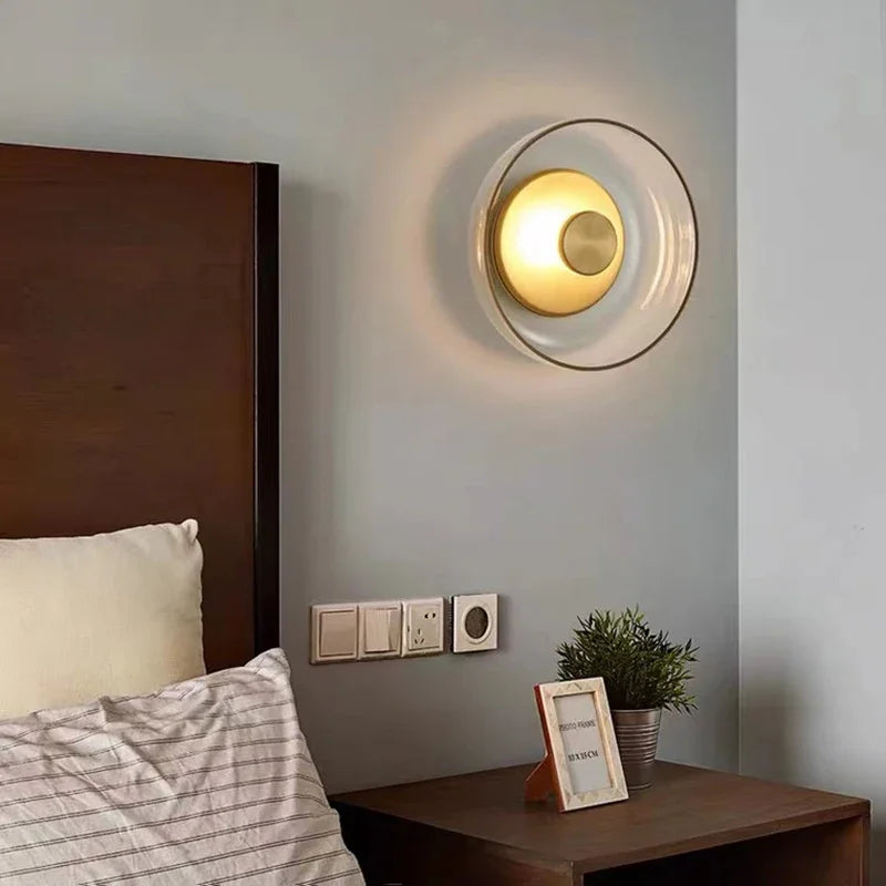 Nordic Glass – Rund LED-væglampe med glaskuppel
