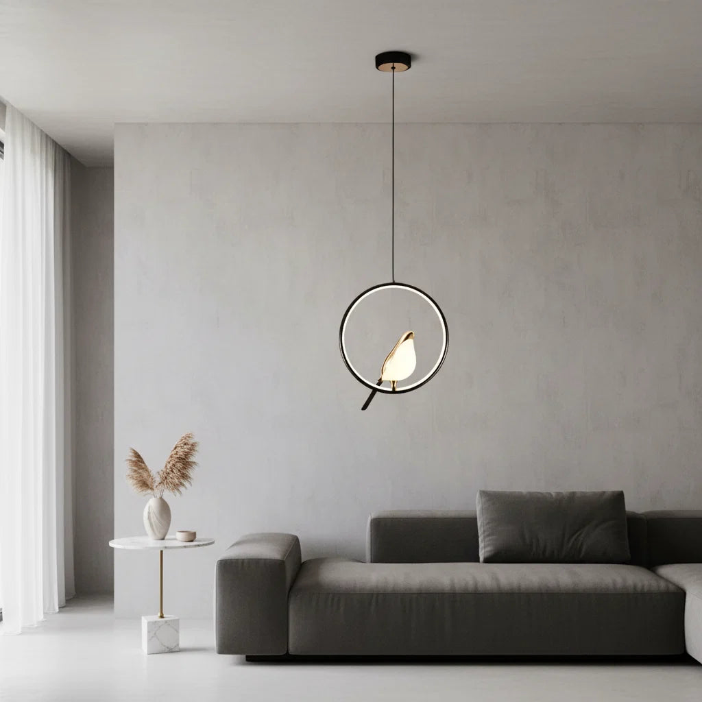 Magpie Pendel – nordisk loftlampe med fuglemotiv