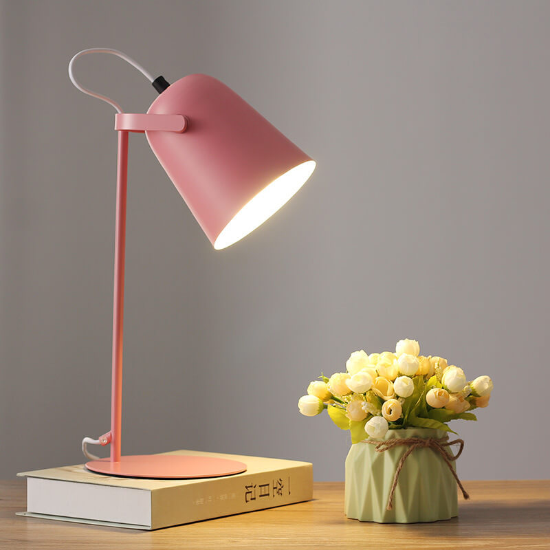 Nordisk LED-bordlampe – Læselampe i metal