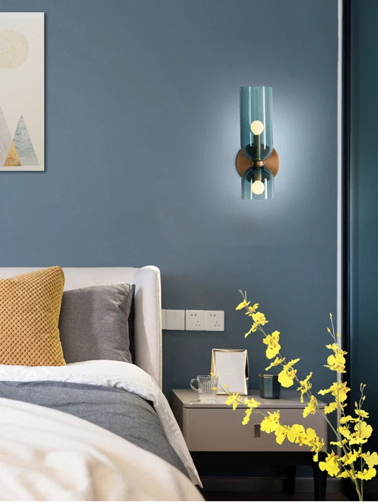 Nordisk glasvæglampe – røget rørdesign