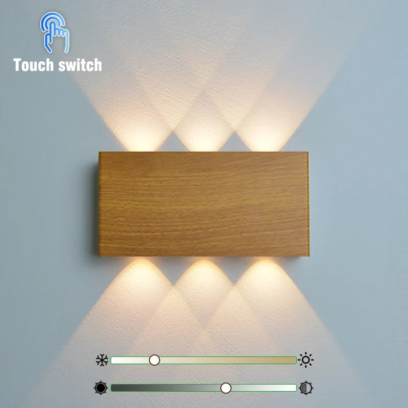 LumiBlock – Genopladelig væglampe i træstruktur