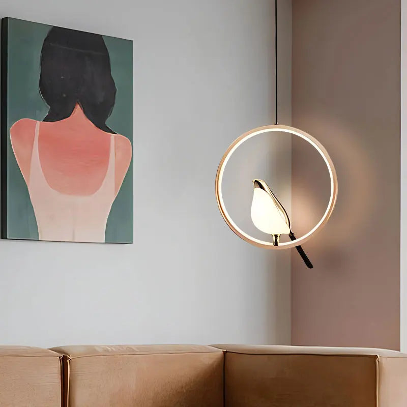 Magpie Pendel – nordisk loftlampe med fuglemotiv