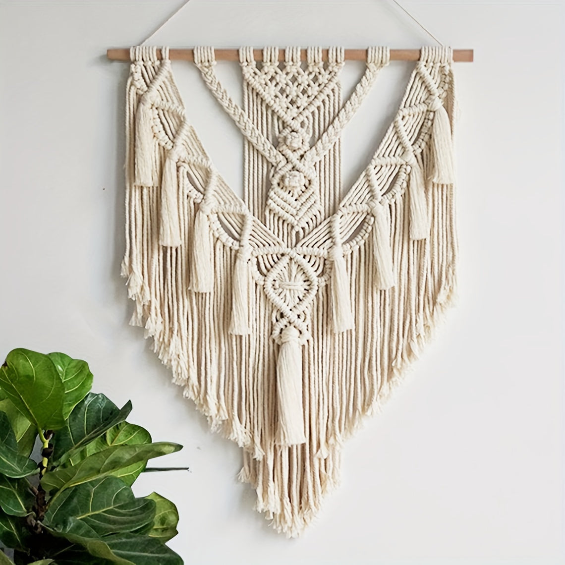 Håndvævet macramé-vægtæppe – boho-inspireret vægpynt