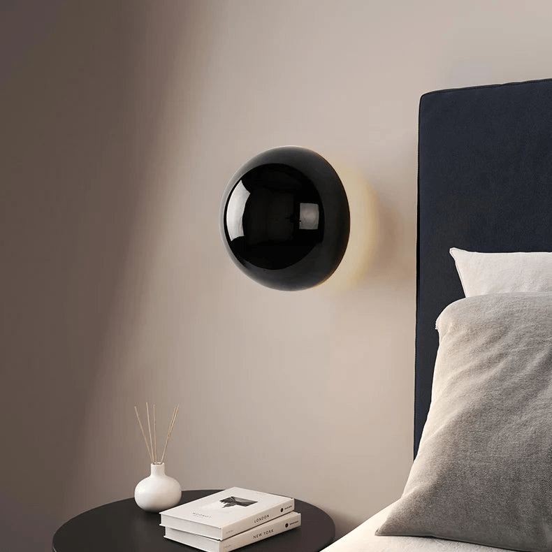 Bauhaus Eclipse – Væglampe i guldfinish med halo-effekt