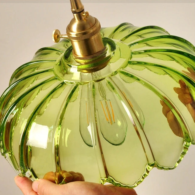 Vintage Blomsterpendel – Farvet glas i messing
