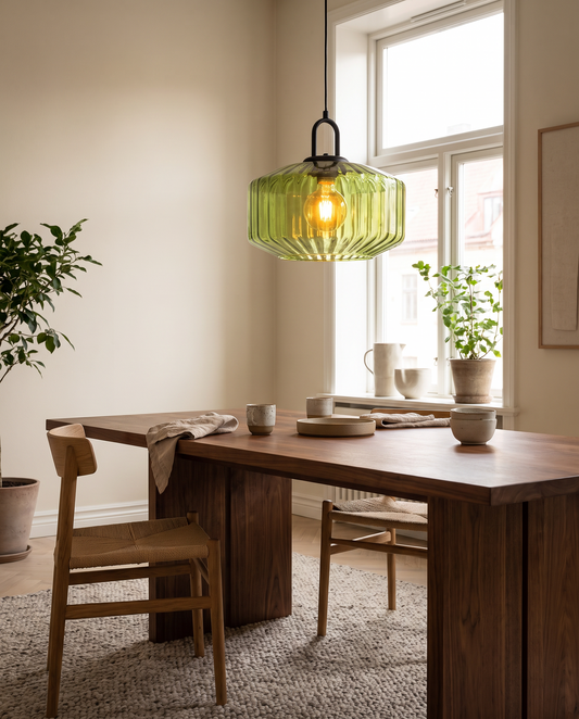 Mireta – glaspendel med retrofarvet glas