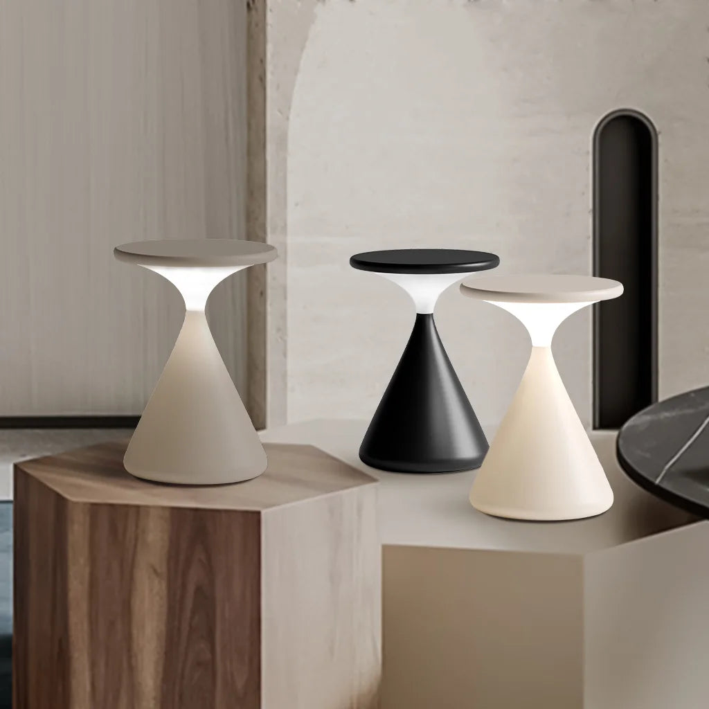 Aurora Trådløs Bordlampe – Timeglasdesign