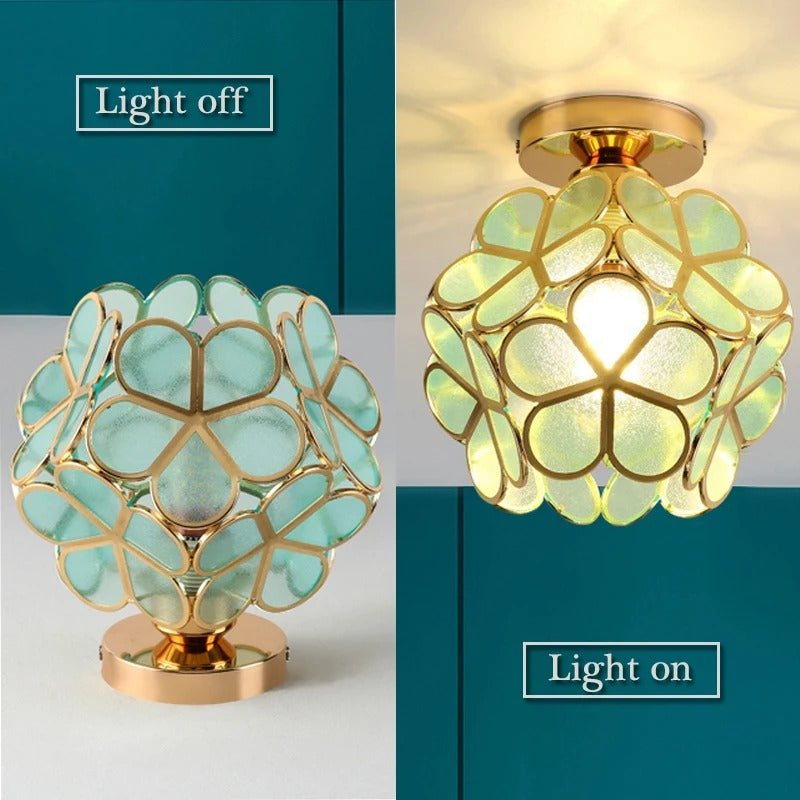 Nordisk kronbladsloftlampe – elegant lys til gang og entré